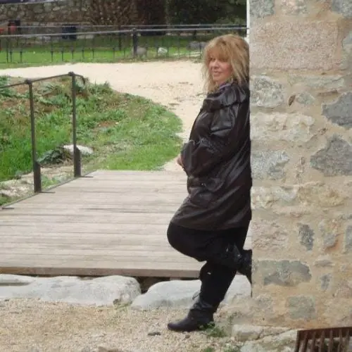 ninawunder image 1